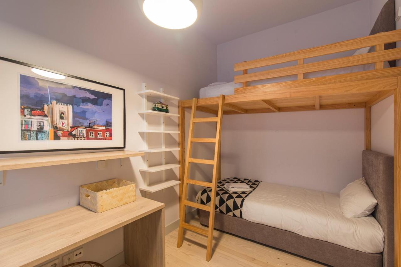 Lovelystay - 3 Bedroom Downtown Wonderwall リスボン エクステリア 写真